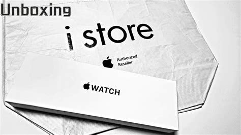 Apple Watch SE Unboxing - YouTube