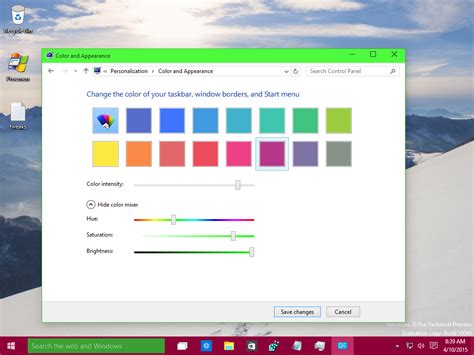 Windows 10 allows setting different colors for windows and taskbar