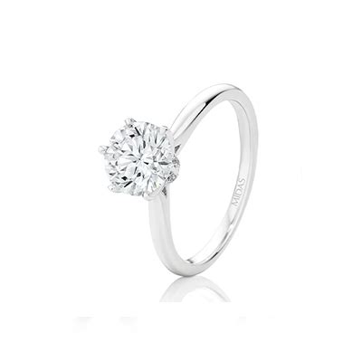 Solitaire engagement rings: Why it's a classic - Midas Jewellery