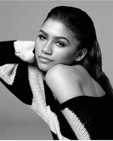 A “never before seen” outtake from Zendaya ’s old Paper Magazine shoot | Ünlüler