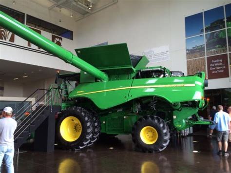 John Deere Harvester Works Factory Tour (East Moline) - 2022 All You ...