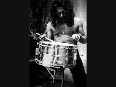 Ian Paice's drum solo Live in Japan (Osaka) 16th August 1972 (AUDIO) - YouTube