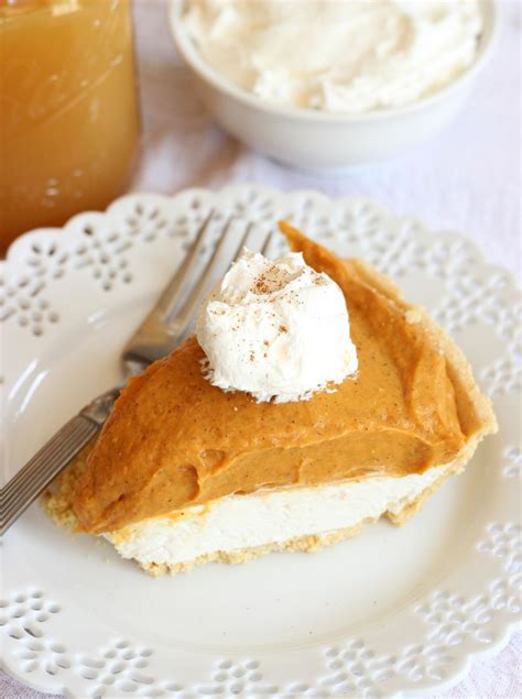 Double Layer No Bake Pumpkin Cheesecake - The Gold Lining Girl