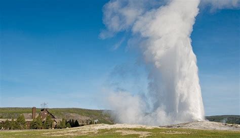 About Old Faithful, Yellowstone's Famous Geyser