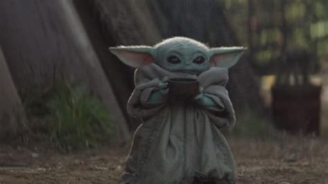 Michael Moran on Twitter: "Why does Baby Yoda have all-black button eyes when a full-grown Yoda ...