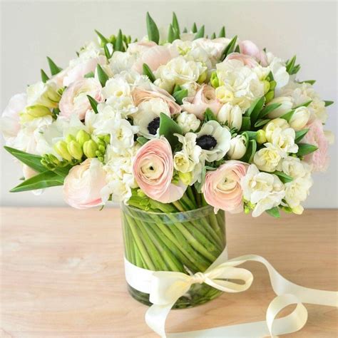 24 Best Florists for Same Day Flower Delivery in NYC - Petal Republic