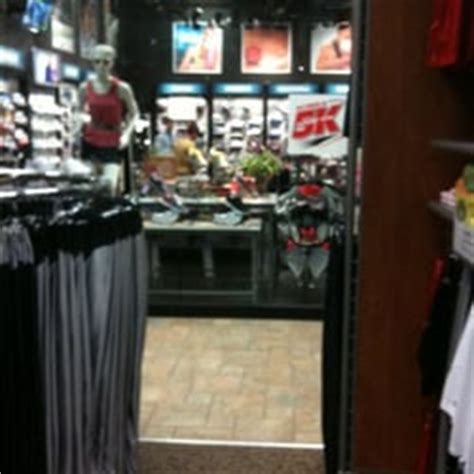 Scheels All Sports - Shoe Stores - Fox River Mall, Appleton, WI - Phone ...