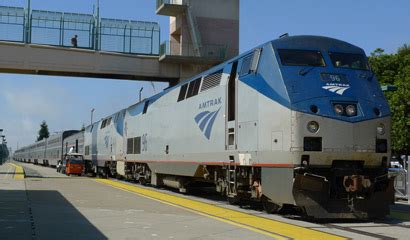 A guide to train travel in the USA 2024 | Cross-country by Amtrak from $236