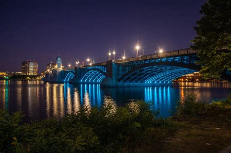 Top 2 Photo Spots at Longfellow Bridge in 2024