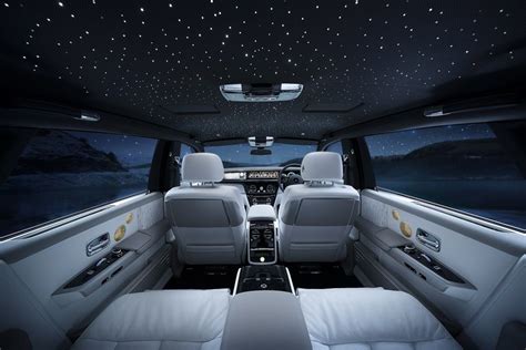 Rolls-Royce - The King of Bespoke | Rolls royce phantom, Rolls royce, Rolls royce interior