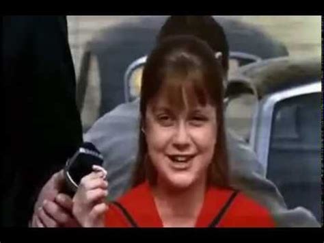 Denise Nickerson, 1971 Willy Wonka's Violet Beauregarde | Doovi