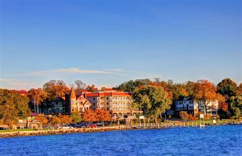 Hotel on the lake at Lake Geneva, Wisconsin image - Free stock photo ...