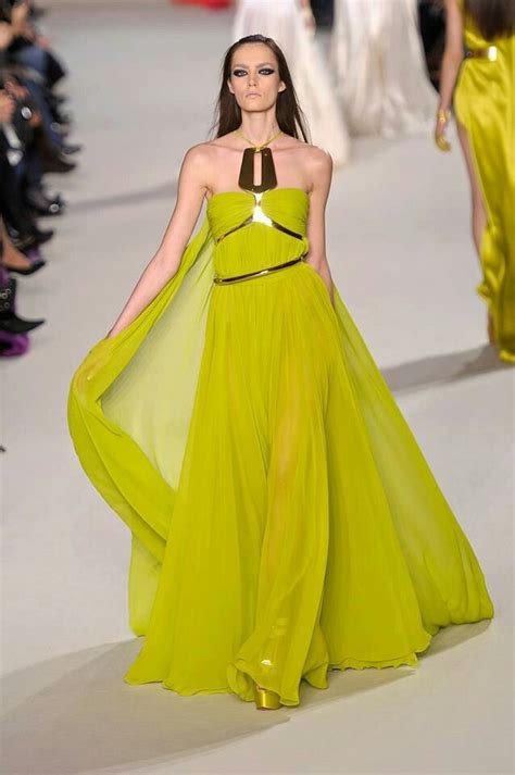 Verde lima | Fashion, Couture gowns, Couture