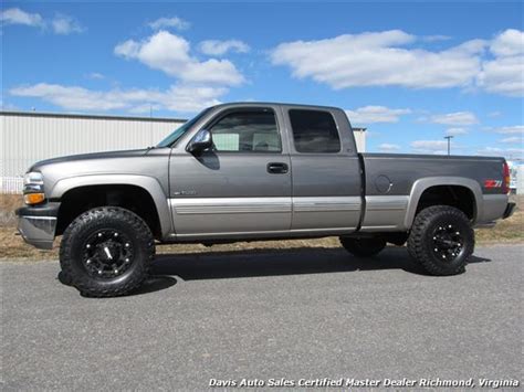 2000 Chevrolet Silverado 1500 Lifted LS/LT 4X4 Extended Cab (SOLD)