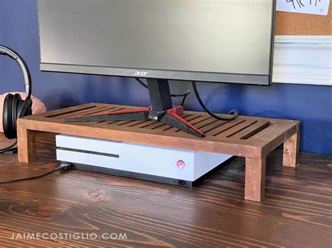 DIY Vented Monitor Stand - Jaime Costiglio