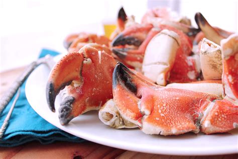 5 Minute Steamed Stone Crab Claws - Kit's Coastal