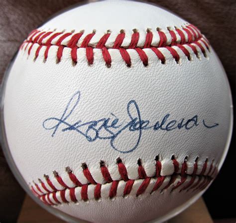 Lot Detail - REGGIE JACKSON SIGNED BASEBALL w/ CAS COA