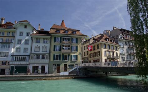 Green River, Turquoise Lake and a Castle: Welcome to Thun!