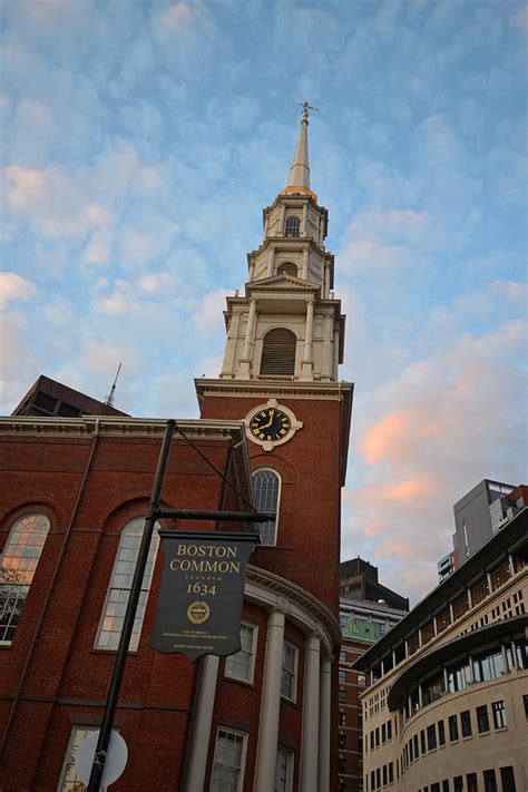 Park Street Church Boston Common Photograph by Toby McGuire | Fine Art America