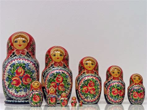 Matrioska, a Rusian nesting doll ~ Art Craft Gift Ideas
