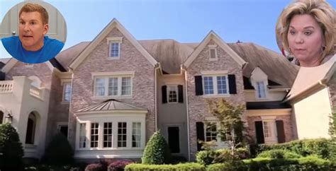 Will IRS Seize Todd & Julie Chrisley's Property?