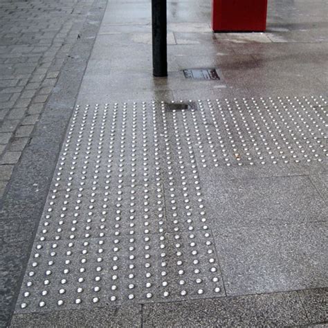 Tactile paving, corner of Queen Street and Paul Street in 2021 | Tactile paving, Paving design ...