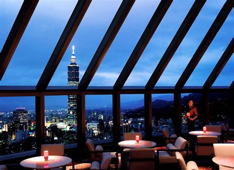 Shangri-la Far Eastern Plaza Taipei, Taiwan. Hotel review by OutThere ...