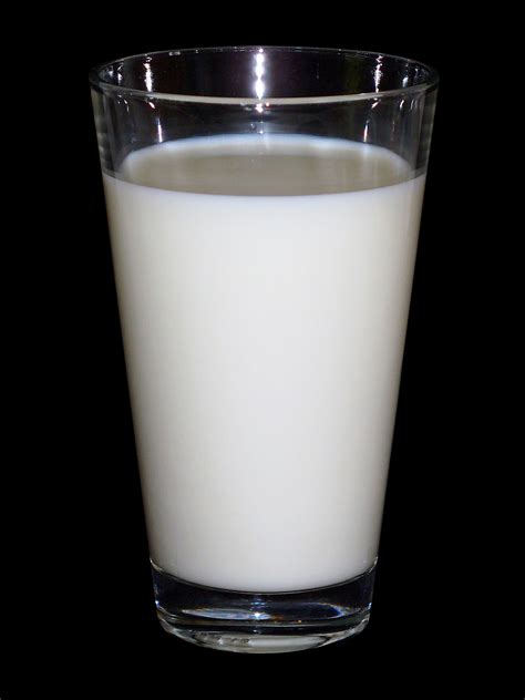 File:Milk 001.JPG - Wikimedia Commons