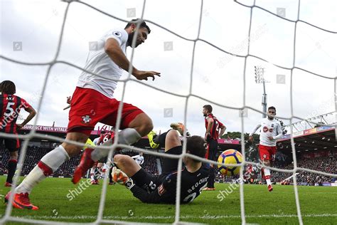 Charlie Austin Southampton Scores Equaliser Celebrates Editorial Stock ...