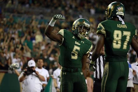 USF football went from bad to awesome overnight. Is awesome the new ...