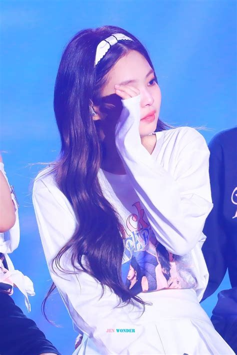 View Blackpink Jennie Crying Photo Pics