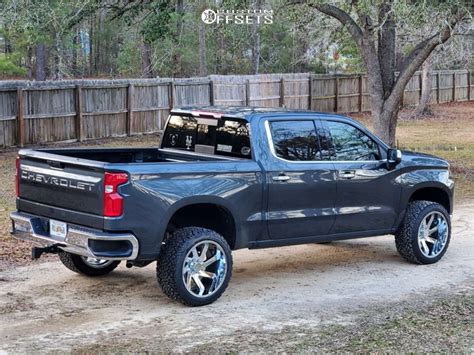 2019 Chevrolet Silverado 1500 with 22x12 -51 ARKON OFF-ROAD Lincoln and 33/12.5R22 Venom Power ...