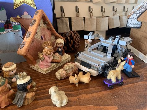 Classic addition to the Nativity Scene : r/lego