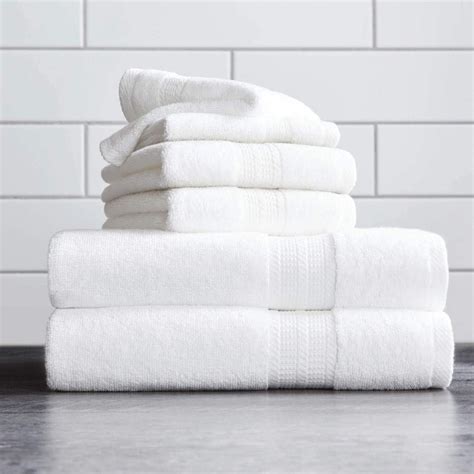 Amazon.com: Better Homes and Gardens Thick and Plush Bath Towel Collection - 6 Piece Bath Towel ...