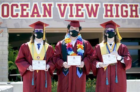 Ocean View High graduates look toward the future - Los Angeles Times