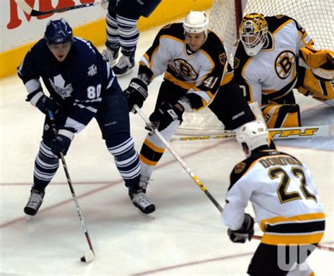 Photo: TORONTO MAPLE LEAFS VS BOSTON BRUINS - TOR2006112807 - UPI.com