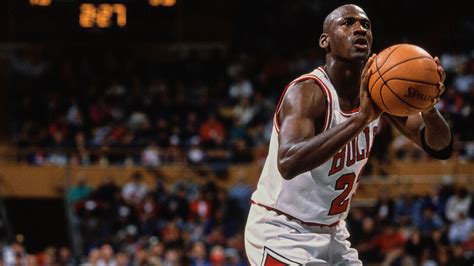 Mehrere Millionen! Michael-Jordan-Trikot versteigert