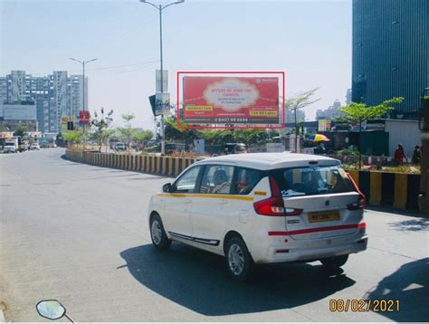 Advertising in Nonlit - Kharadi EON IT Park At UBS Main Gate., Pune, Maharashtra