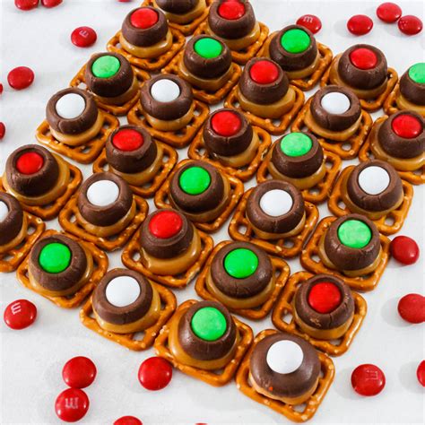 Christmas Chocolate Caramel Pretzel Bites