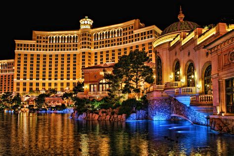 Bellagio Casino and Hotel at Night http://www.jokeronlinecasino.com ...