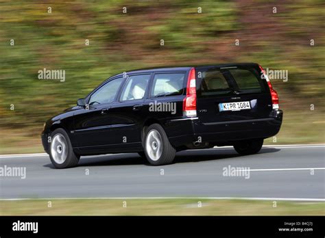 Volvo v70 t5 hi-res stock photography and images - Alamy