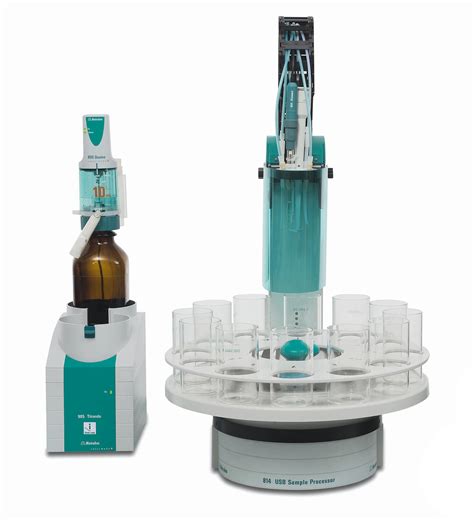 Automatic titration of acids and bases for up to 12 samples | Metrohm