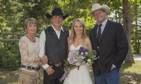 Heartland actress Amber Marshall's rustic ranch wedding | Amber ...