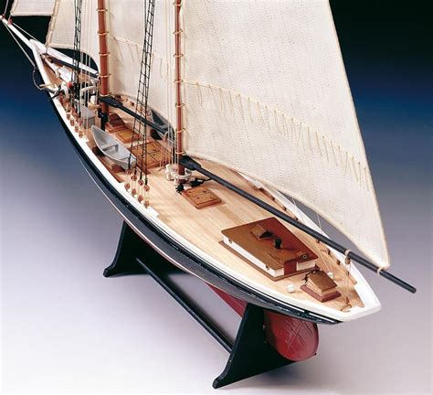 Amati Bluenose 1921 Fishing Schooner 1:100 Scale Model Boat Kit 1447 | Hobbies