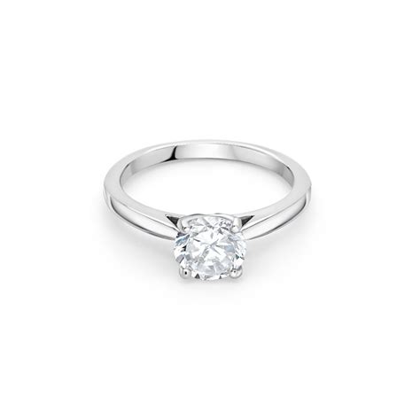 18ct White Gold Solitaire Engagement Ring | RJ Barber & Sons