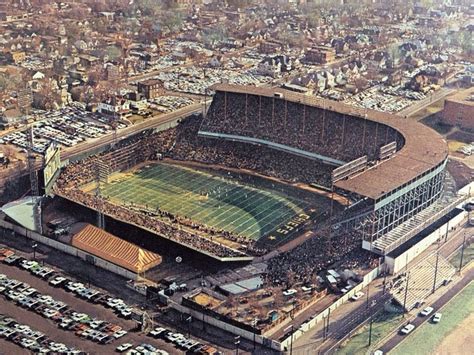 Memorial Stadium | Kansas city chiefs stadium, Nfl stadiums, Nfl ...