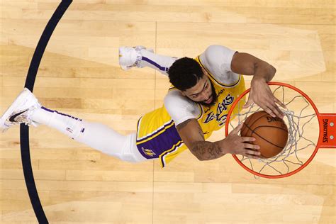 NBA: Anthony Davis won’t participate in dunk contest