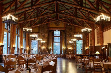 The Ahwahnee Dining Room | yosemitethisyear.com