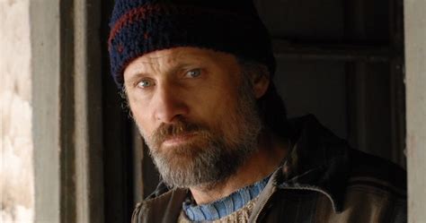 Viggo Mortensen Takes the Lead in Captain Fantastic