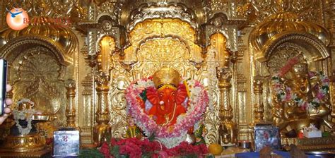 Ganesh Festivals - Siddhivinayak Temple, Mumbai